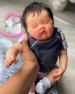 Ashia – Full Body Silicone Reborn Baby Boy Doll - Photo 2