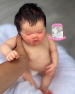 Ashia – Full Body Silicone Reborn Baby Boy Doll - Photo 3