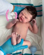Ollie – Full Body Silicone Reborn Baby Boy Doll - Photo 3