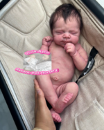 Pascal – Full Body Silicone Reborn Baby Girl Doll - Photo 4